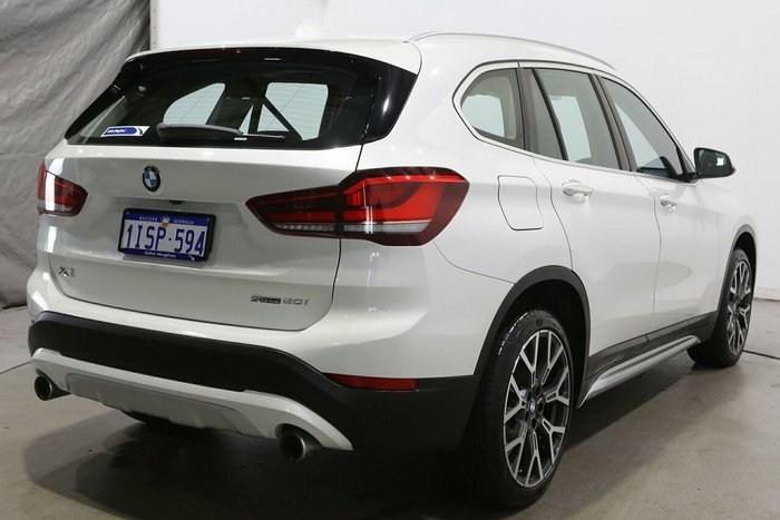 2022 BMW X1 sDrive20i