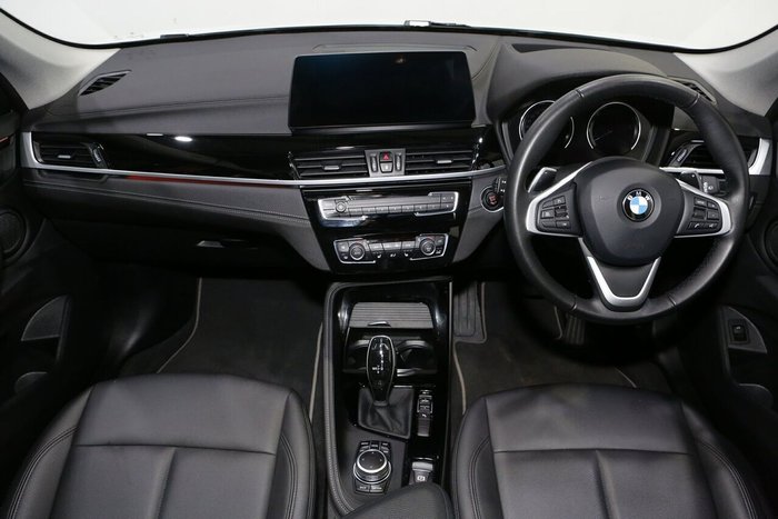 2022 BMW X1 sDrive20i