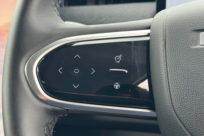 2025 Jaecoo J7 Track