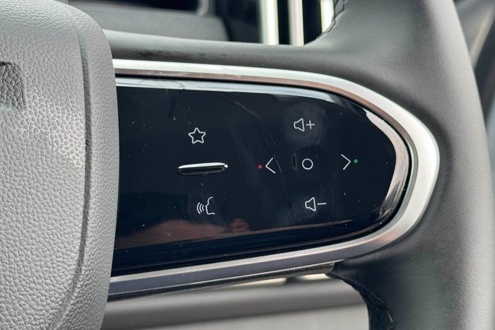 2025 Jaecoo J7 Track