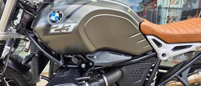 2024 BMW Motorrad R NINE T BROWN