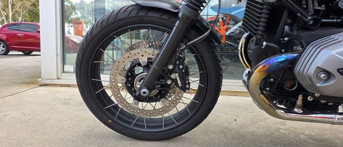 2024 BMW Motorrad R NINE T BROWN