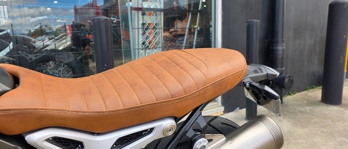 2024 BMW Motorrad R NINE T BROWN