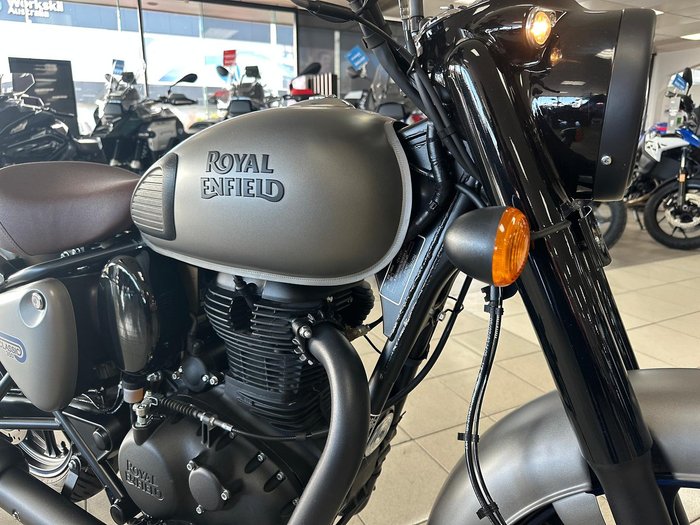 2023 Royal Enfield Classic 350 Dark Classic 350 Grey