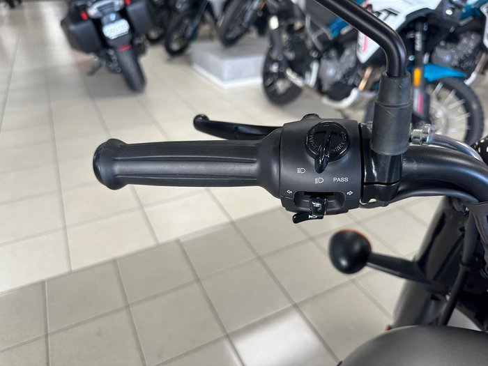 2023 Royal Enfield Classic 350 Dark Classic 350 Grey