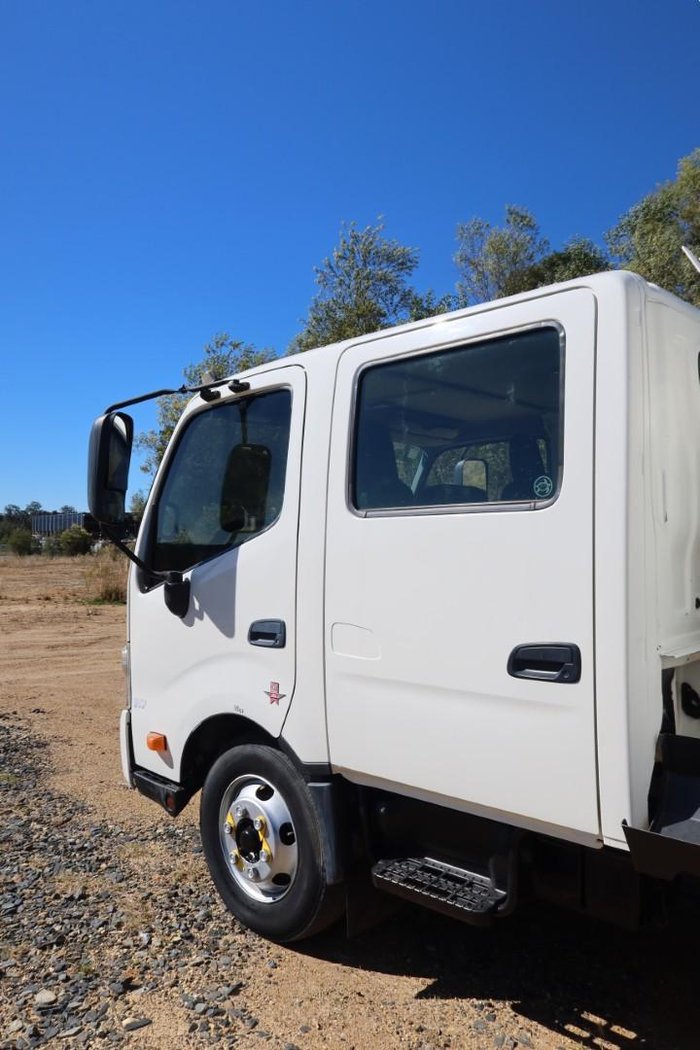 2015 Hino 300 Series 917 X Long