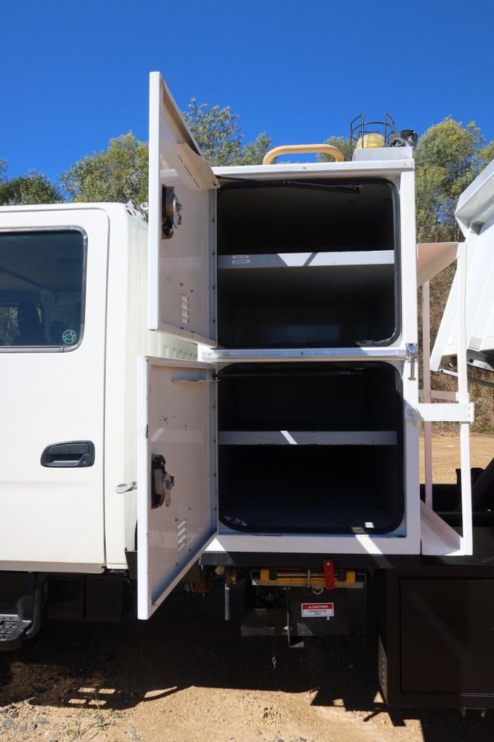 2015 Hino 300 Series 917 X Long