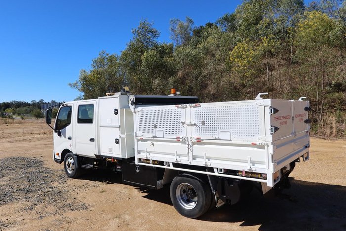 2015 Hino 300 Series 917 X Long
