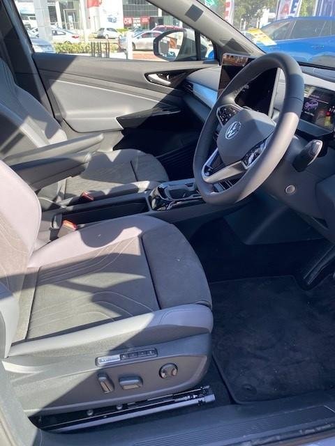 2025 Volkswagen ID.4 Pro