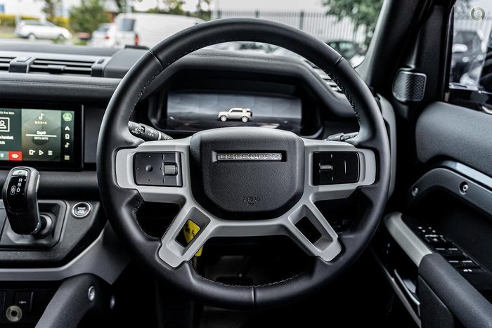 2023 Land Rover Defender 110 D300 SE L663 MY23.5 AWD Fuji White