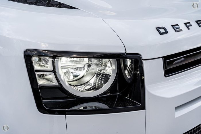 2023 Land Rover Defender 110 D300 SE L663 MY23.5 AWD Fuji White
