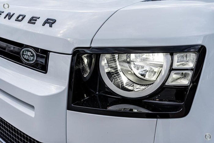 2023 Land Rover Defender 110 D300 SE L663 MY23.5 AWD Fuji White