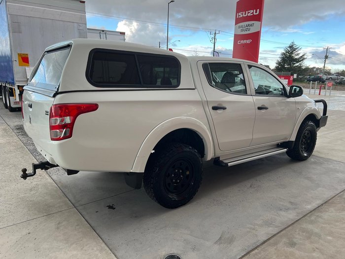 2017 Mitsubishi Triton GLX MQ MY17 4X4 Dual Range White