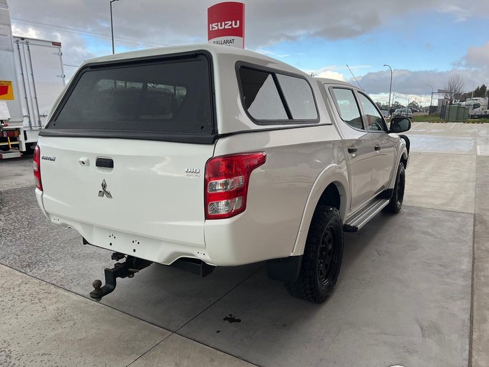 2017 Mitsubishi Triton GLX MQ MY17 4X4 Dual Range White