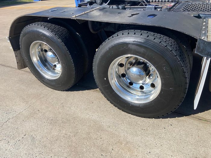 2018 Kenworth T409 Sar 1 White