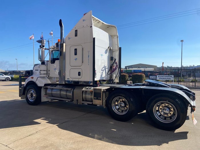 2018 Kenworth T409 Sar 1 White
