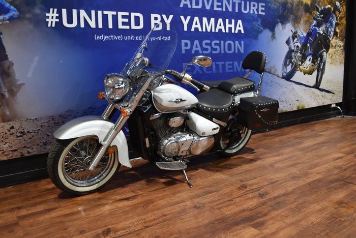 2013 Suzuki VL800T (BOULEVARD C50T) White