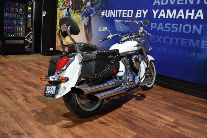 2013 Suzuki VL800T (BOULEVARD C50T) White
