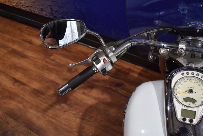 2013 Suzuki VL800T (BOULEVARD C50T) White