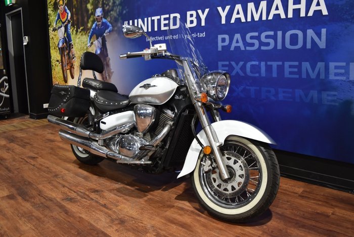 2013 Suzuki VL800T (BOULEVARD C50T) White