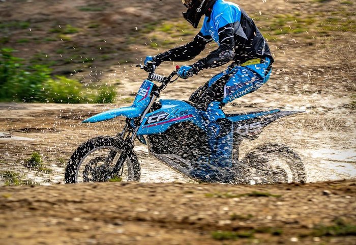 2025 CFMOTO CFX-5E Zephyr Blue