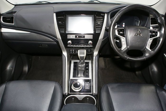 2022 Mitsubishi Pajero Sport Exceed