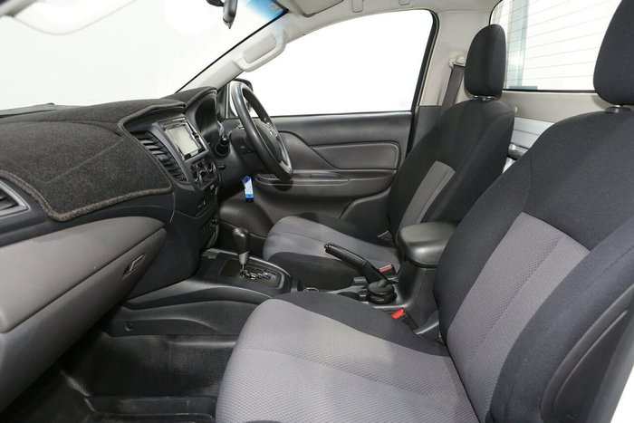 2016 Mitsubishi Triton GLX