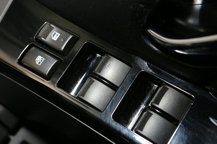 2020 Isuzu MU-X LS-T