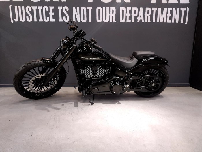 2025 Harley-Davidson Breakout 117 (FXBR) Softail Black