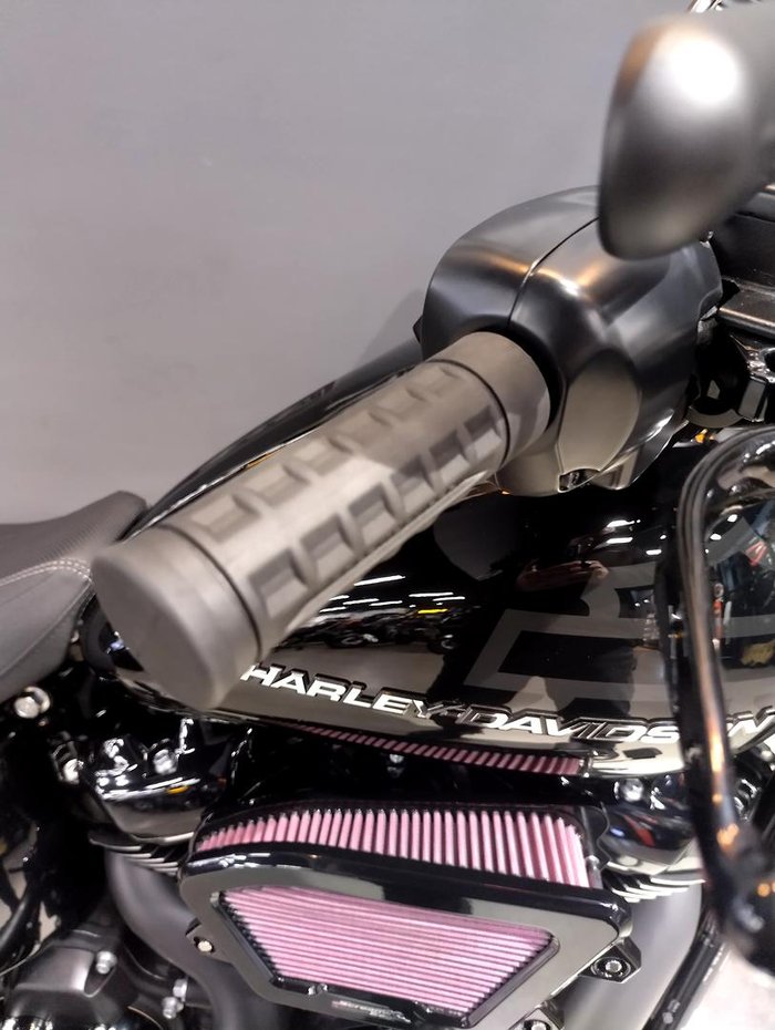 2025 Harley-Davidson Breakout 117 (FXBR) Softail Black