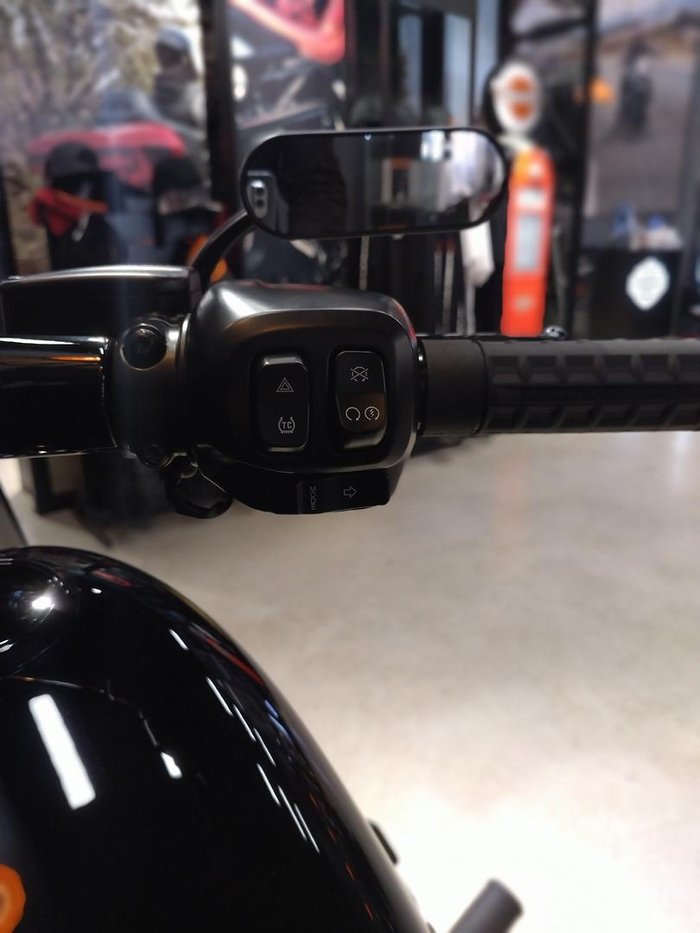 2025 Harley-Davidson Breakout 117 (FXBR) Softail Black