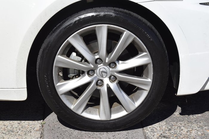 2015 Lexus IS 250 Luxury GSE30R White Pearl