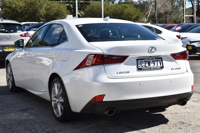2015 Lexus IS 250 Luxury GSE30R White Pearl