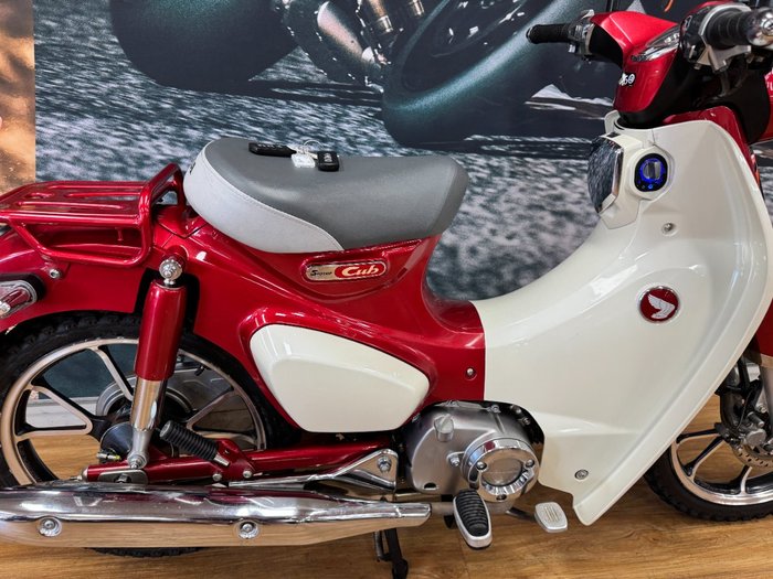 2021 Honda SUPER CUB C125 RED