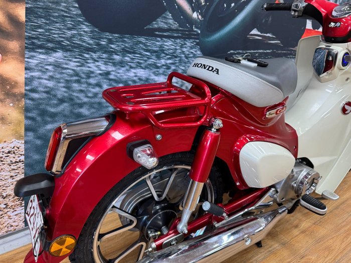 2021 Honda SUPER CUB C125 RED