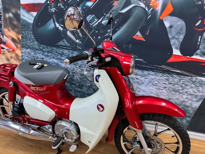 2021 Honda SUPER CUB C125 RED