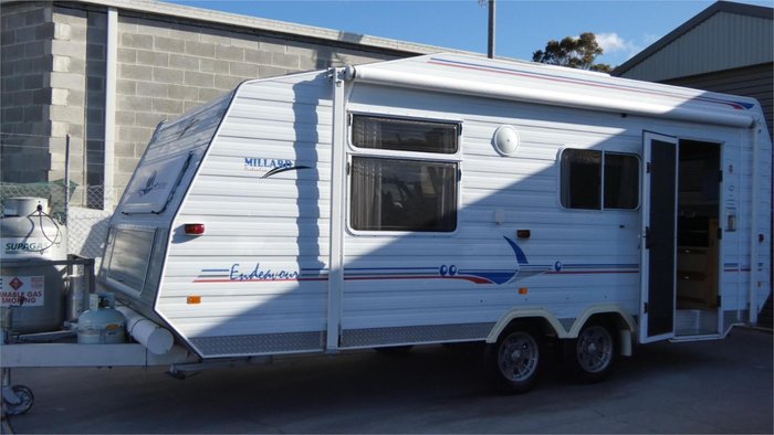 2006 Millard Endeavour Ii White