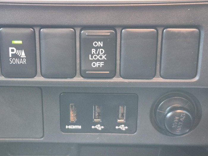 2021 Mitsubishi Triton GLX-R MR MY22 4X4 Dual Range Black Mica