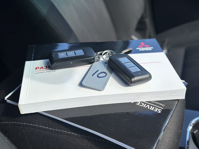 2021 Mitsubishi Pajero Sport GLX