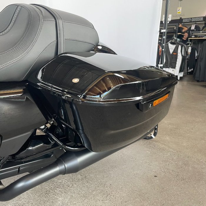 2025 Harley-davidson FLTRX ROAD GLIDE (117) Vivid Black