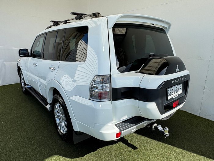 2016 Mitsubishi Pajero GLX