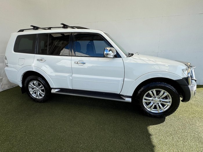 2016 Mitsubishi Pajero GLX