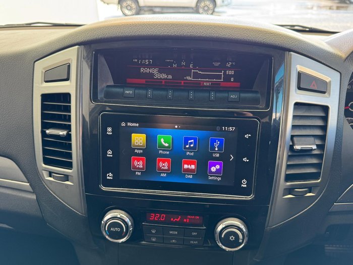 2016 Mitsubishi Pajero GLX