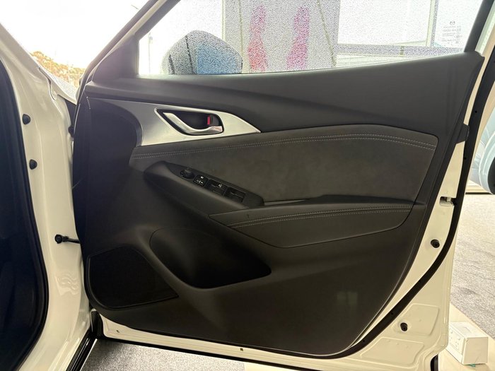 2023 Mazda CX-3 Akari