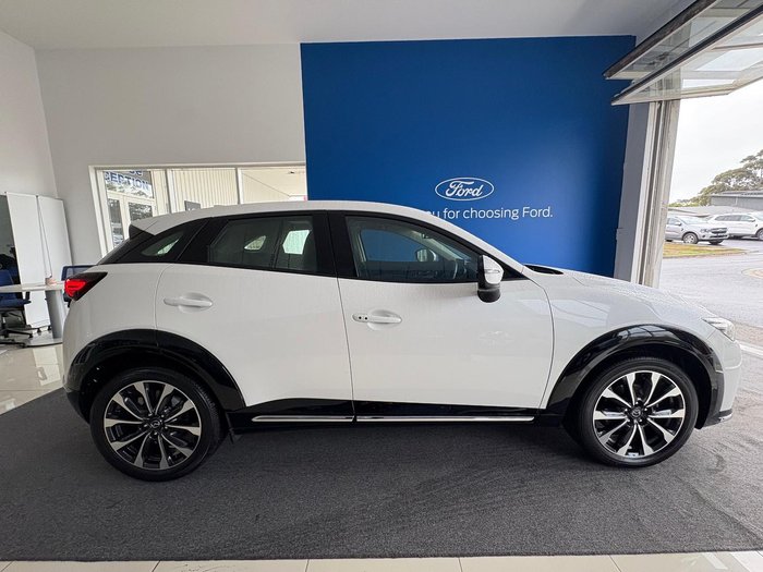 2023 Mazda CX-3 Akari