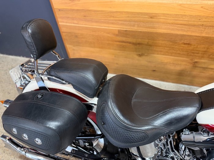 2013 Harley-davidson FLSTN SOFTAIL DELUXE White