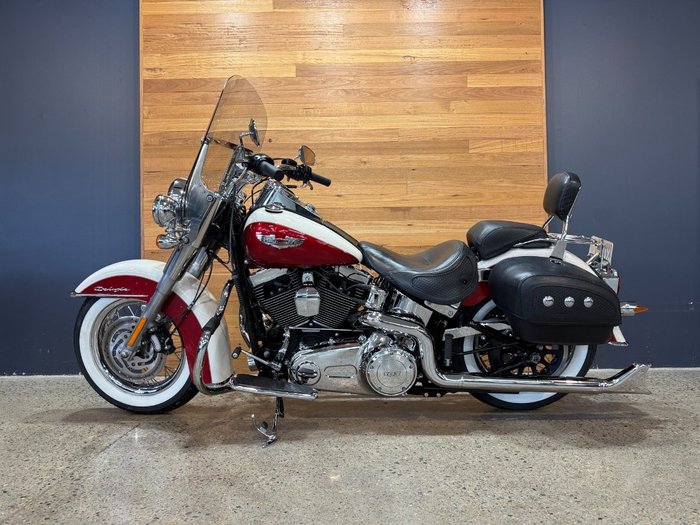 2013 Harley-davidson FLSTN SOFTAIL DELUXE White