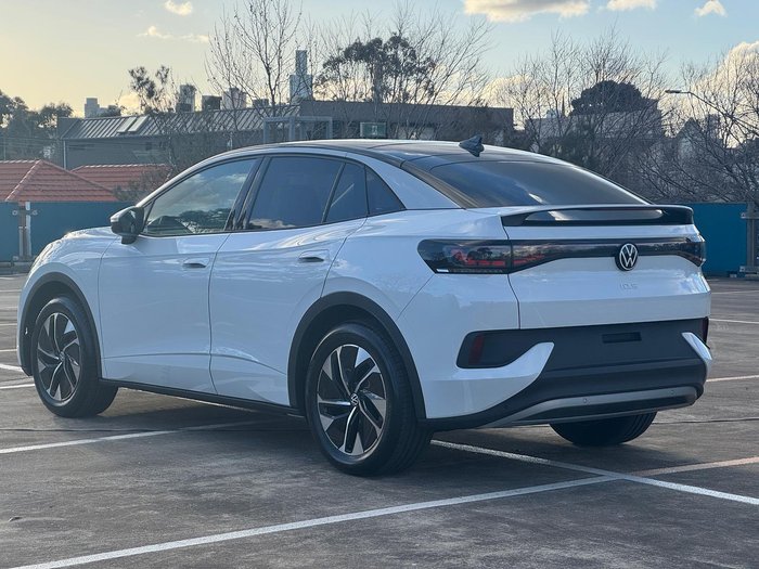 2025 Volkswagen ID.5 Pro