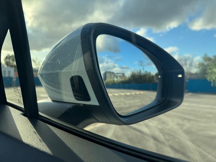 2025 Volkswagen ID.5 Pro