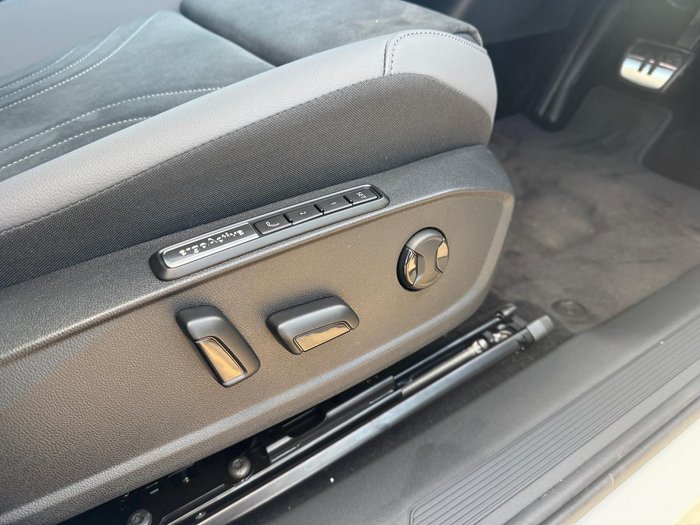 2025 Volkswagen ID.5 Pro